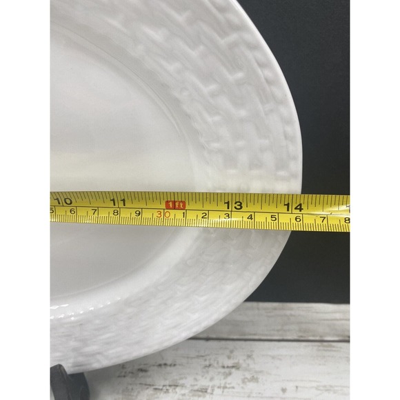 2 Vintage Gibson Embossed Oval Serving Platters 14x10.5 and 14.75x10.5 LOT OF 2 - Picture 6 of 11